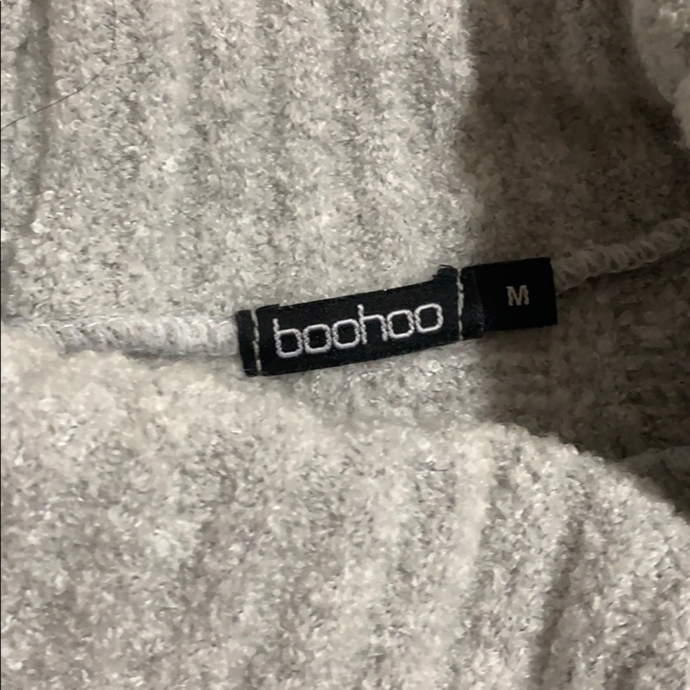 Sweater - Picture 4 of 4